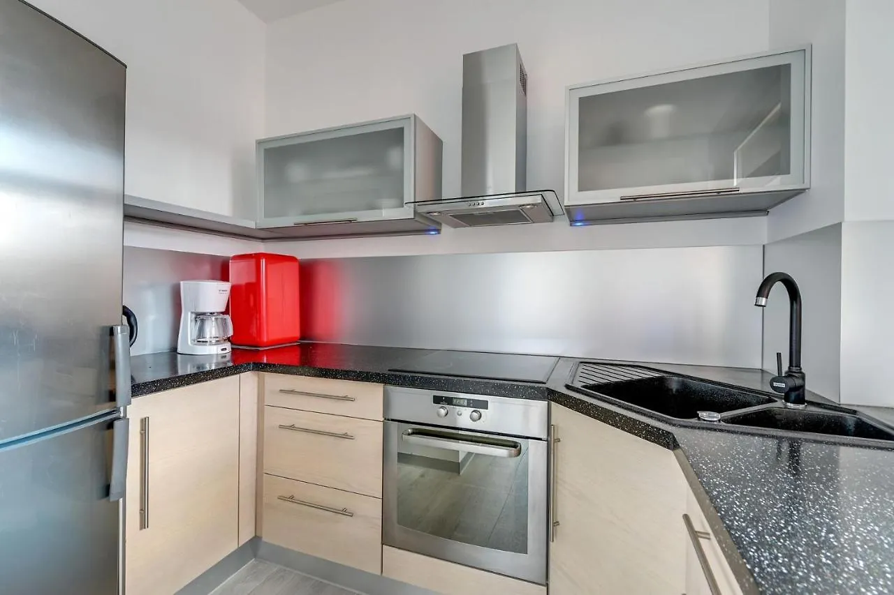 Grand Apartments - Neptun Park.